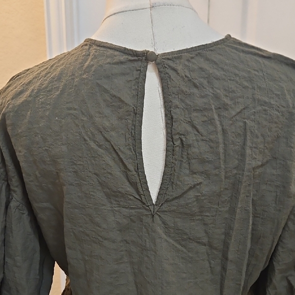 A New Day Top Cotton Olive Tiered 3/4 Puff Sleeve Blouse Size XS - Picture 5 of 8